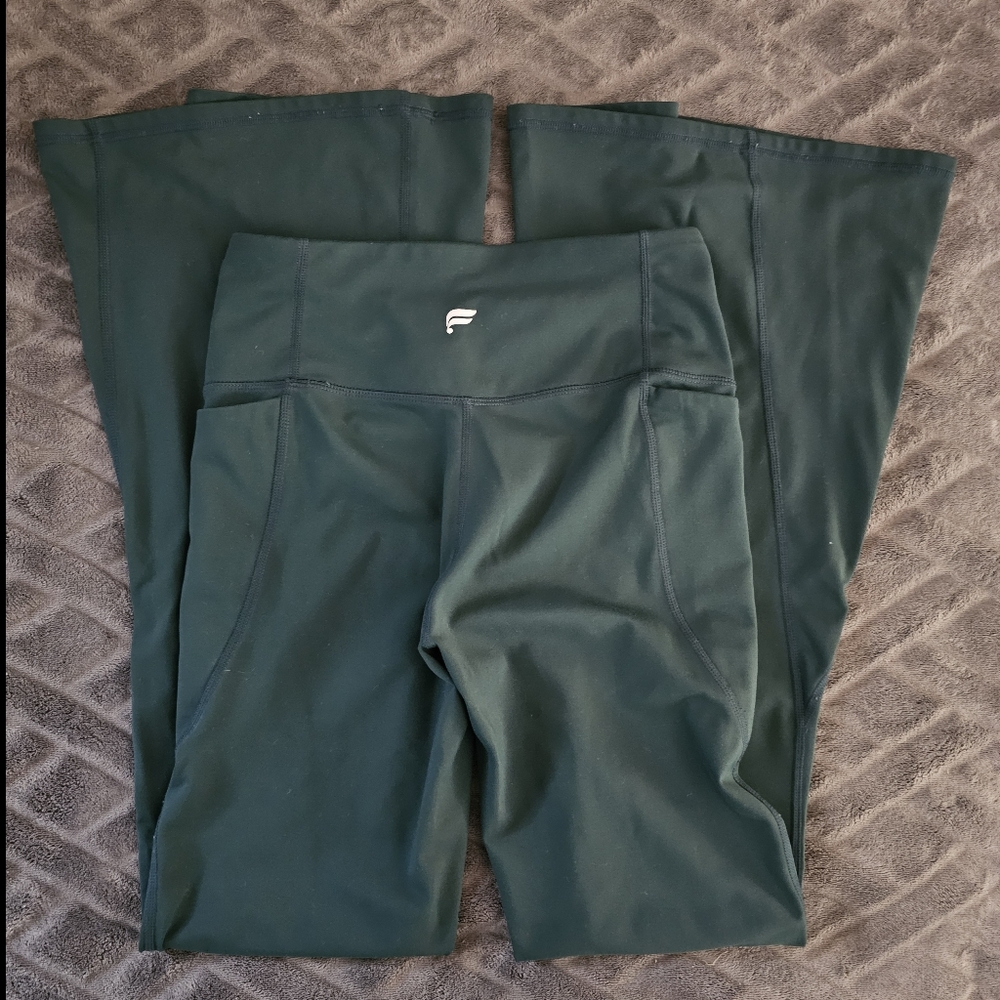 Fabletics SHORT INSEAM High-Waist Crossover Flare in Deep Sea Green - Picture 5 of 9